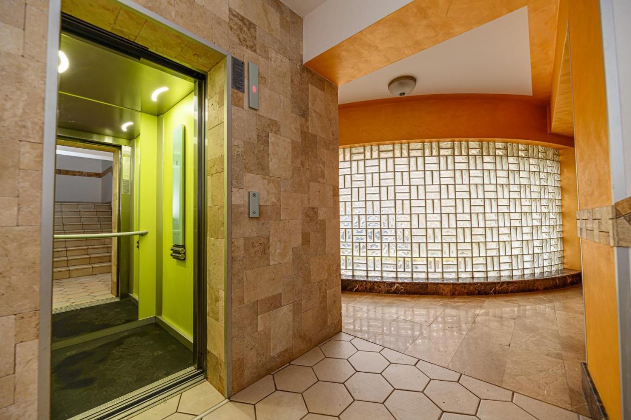 Jad - Luxury Apartments Afi Mall Brasov Exterior photo